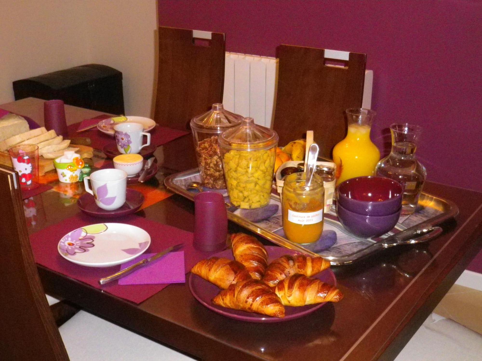 Chambres D'Hotes Poirier Bazin Montry Bagian luar foto