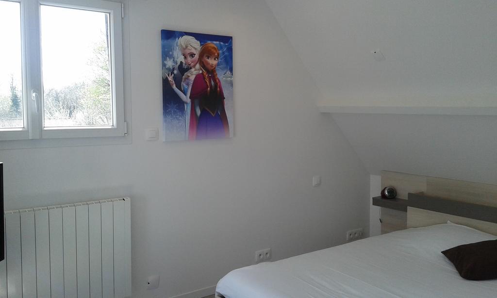 Chambres D'Hotes Poirier Bazin Montry Bagian luar foto