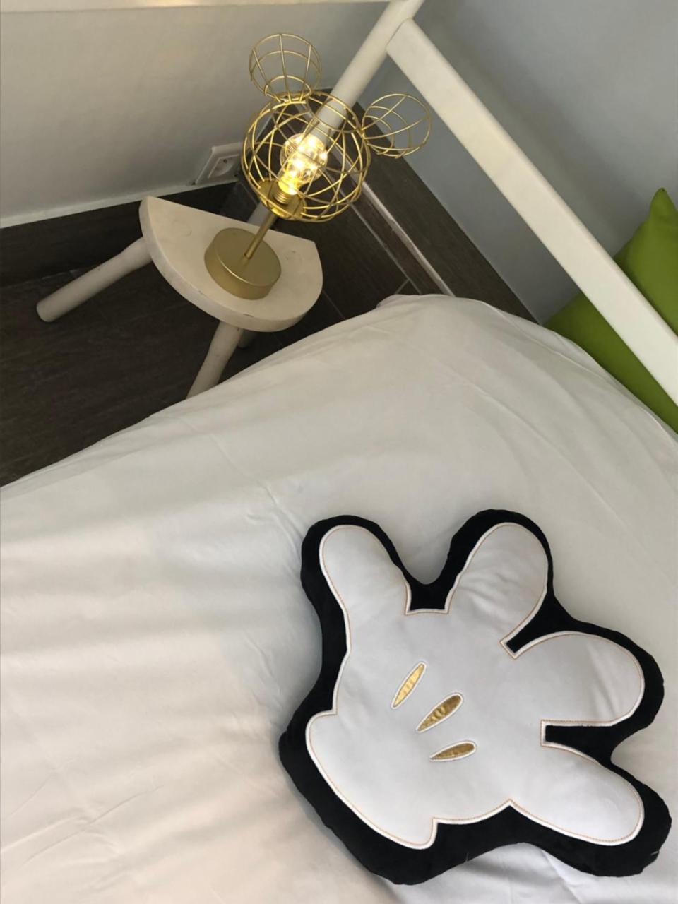 Chambres D'Hotes Poirier Bazin Montry Bagian luar foto