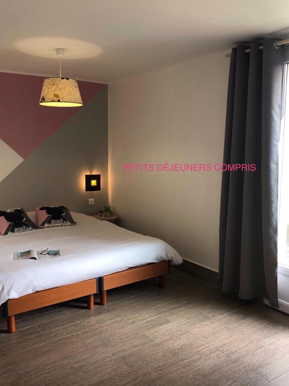 Chambres D'Hotes Poirier Bazin Montry Bagian luar foto